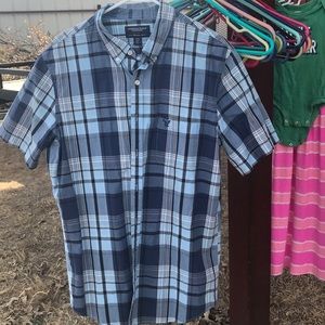 NWOT men’s American eagle button down shirt.